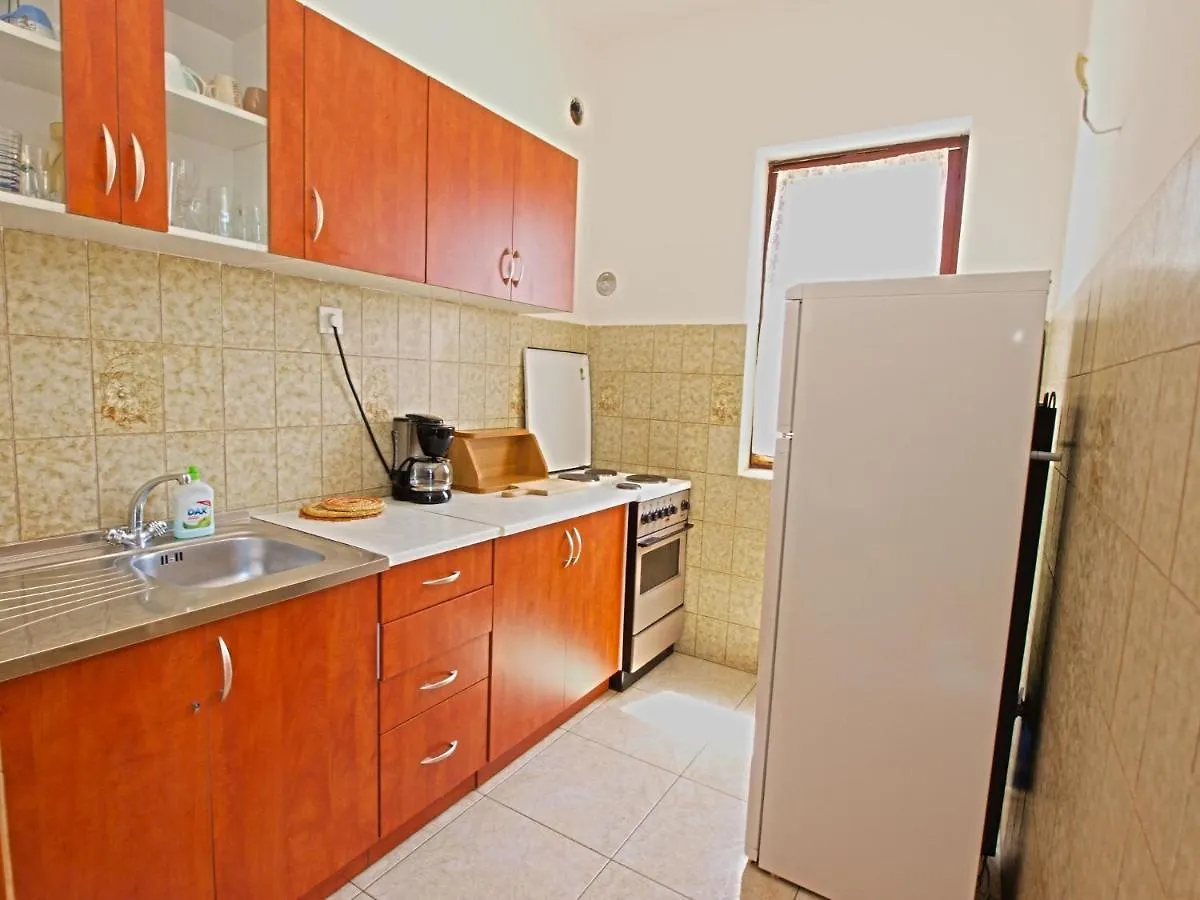 Apartments With A Parking Space Peroj, Fazana - 20731 0*,  Croatia
